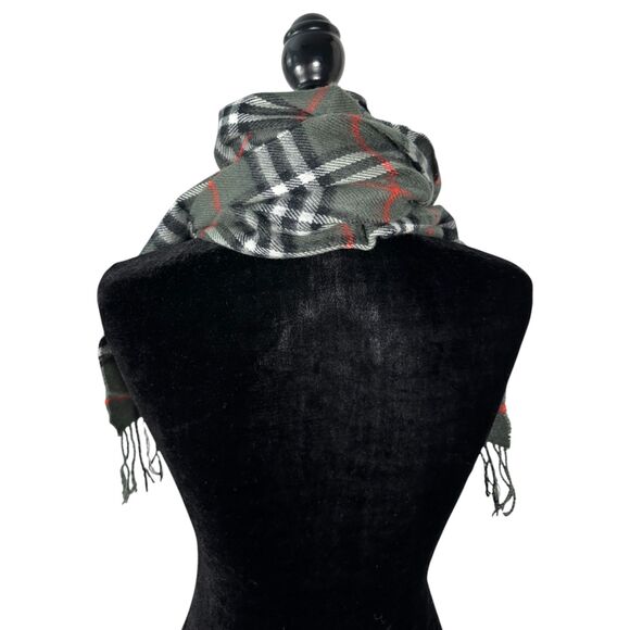 Burberry Classic Nova Check Knit 100% Cashmere Scarf Gray Grey Fringe - Picture 3 of 3